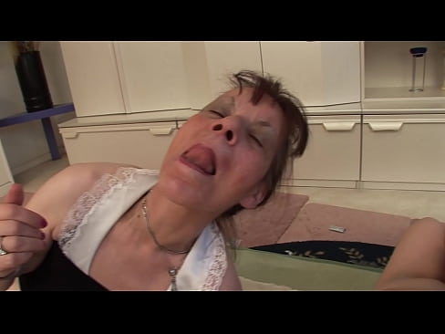 ❤️ To bedstemødre og en bedstefar har en trekant ️❌ Kvalitets porno at da.rexporn-com.ru ️