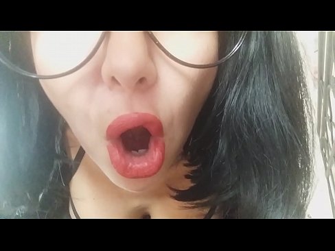 ❤️ Skat, din stedmor vil ikke lade dig gå i skole i dag ... Jeg har for meget brug for dig... ️❌ Kvalitets porno at da.rexporn-com.ru ️