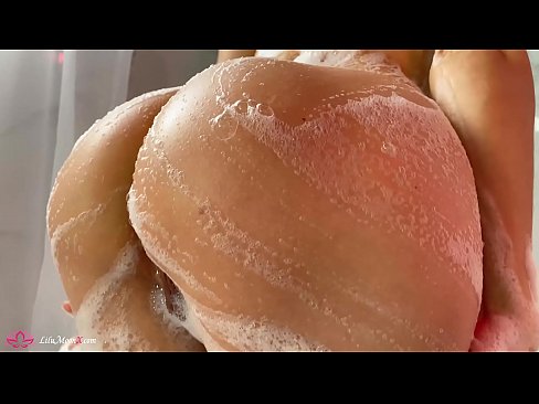 ❤️ Brunette onanerer fisse med vibrator til intens orgasme i brusebad ️❌ Kvalitets porno at da.rexporn-com.ru ️